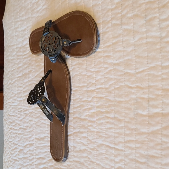 Sandals - Picture 3 of 3